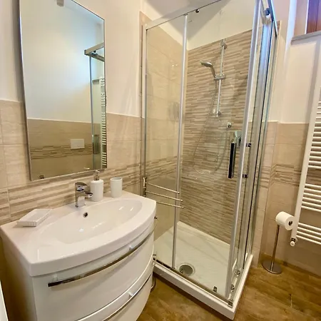 Il Borgo 아파트 구비오